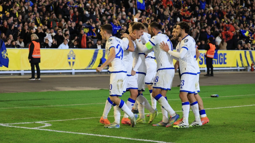 FIFA konfirmon ngritjen historike të Kosovës për shtatë pozita në renditjen e shteteve - FIFA konfirmon ngritjen historiketëKosovëspërshtatëpozitanërenditjeneshteteve