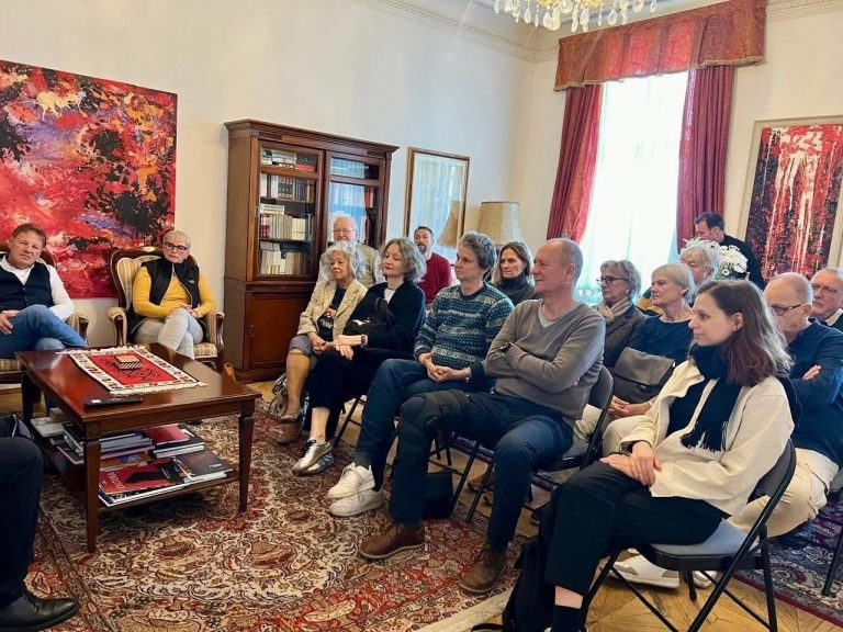 Ambasada e Shqipërisë në Vjenë prezanton kulturën dhe traditat shqiptare - Ambasada Shqipërisë nëVjenëprezantonkulturëndhetraditatshqiptare