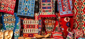 Traditat shqiptare: Një udhëtim në pasurinë kulturore dhe zakonet e lashta. - Traditat shqiptare Një udhëtimnëpasurinëkulturoredhezakonetelashta