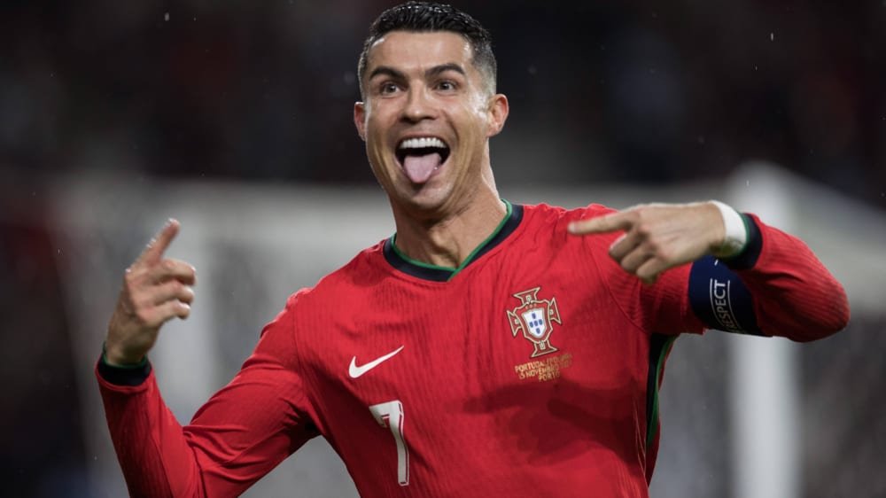 Ronaldo hyn në pronësi klubi, blen 25% të aksioneve të Almerías - Ronaldo hyn pronësiklubiblen25tëaksionevetëAlmerías