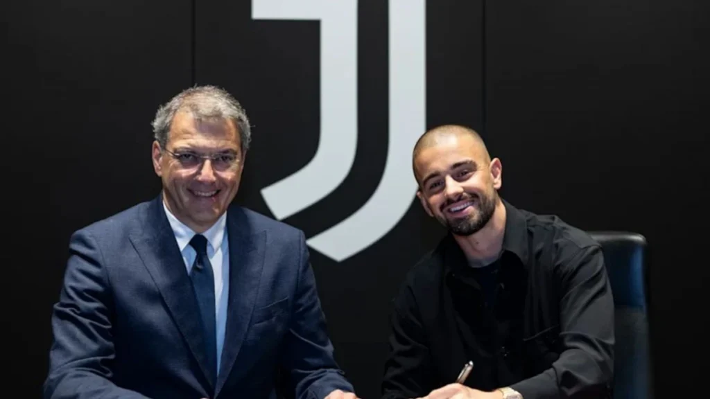 Blerja e Edon Zhegrovës dhe një sulmuesi tjetër mund t’i kushtojnë drejtuesit të Juvenusit me vendin e punës - Blerja Edon ZhegrovësdhenjësulmuesitjetërmundtikushtojnëdrejtuesittëJuvenusitmevendinepunës