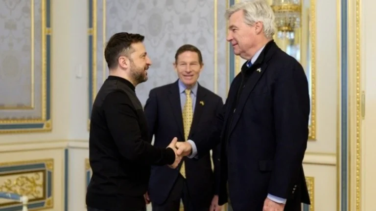 Zelensky kërkon presion më të fortë ndaj Rusisë gjatë takimit me senatorët amerikanë - Zelensky kërkon presion mëtëfortëndajRusisëgjatëtakimitmesenatorëtamerikanë