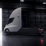 Tesla nis prodhimin masiv të kamionit elektrik Semi këtë vit - Tesla nis prodhimin masivtëkamionitelektrikSemikëtëvit