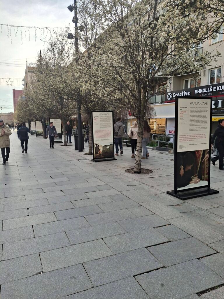 Pas kritikave për pasaktësi në ekspozitën për masakrat, reagon Kuvendi i Kosovës - Pas kritikave pasaktësinëekspozitënpërmasakratreagonKuvendiiKosovës