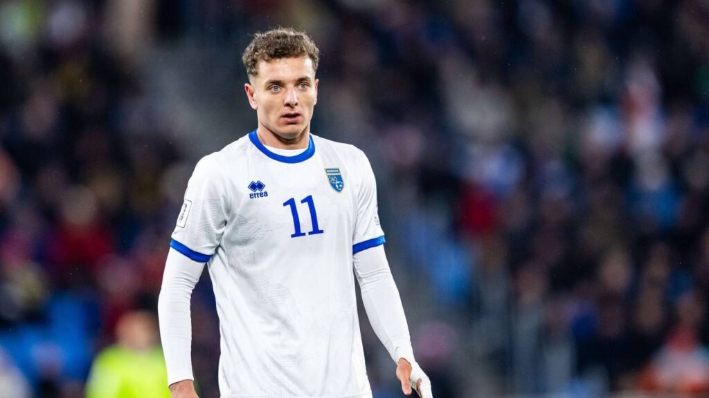 Ngjitja e shpejtë e Fisnik Asllanit: Nga Bundesliga 2 drejt elitës evropiane dhe ëndrrës botërore me Kosovën - Ngjitja shpejtë eFisnikAsllanitNgaBundesliga2drejtelitësevropianedheëndrrësbotëroremeKosovën