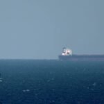 Irani sulmon një tanker gjigant nafte pranë Dubait - Irani sulmon një tankergjigantnaftepranëDubait