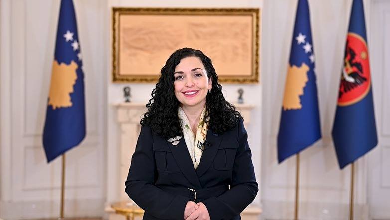 Osmani dorëzon në Kuvend amendamentet për zgjedhjen e presidentit nga populli - Osmani dorëzon Kuvendamendamentetpërzgjedhjenepresidentitngapopulli