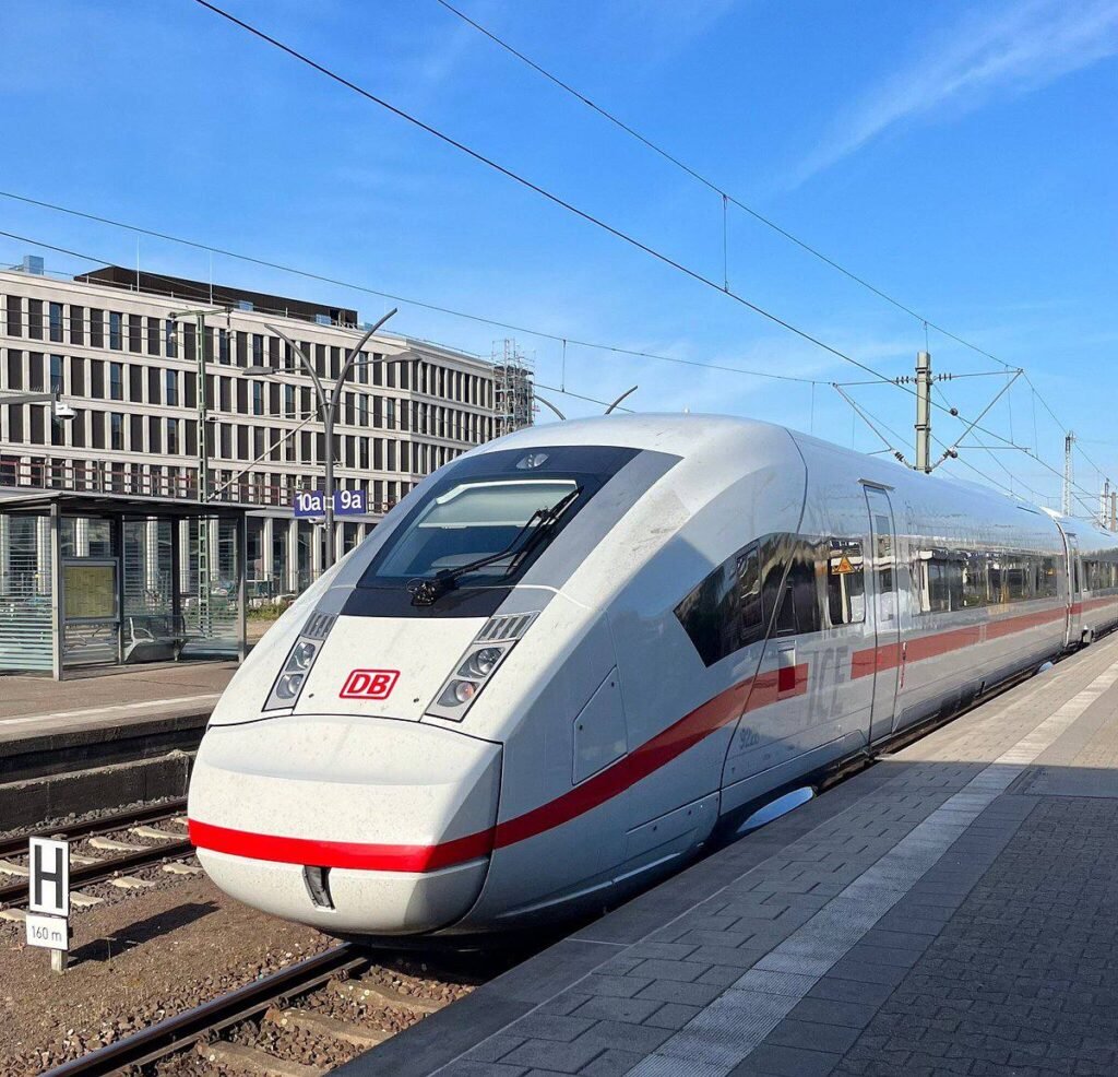 Vonesat e trenave i kushtojnë DB-së 156 milionë euro - Vonesat trenave ikushtojnëDB-së156milionëeuro