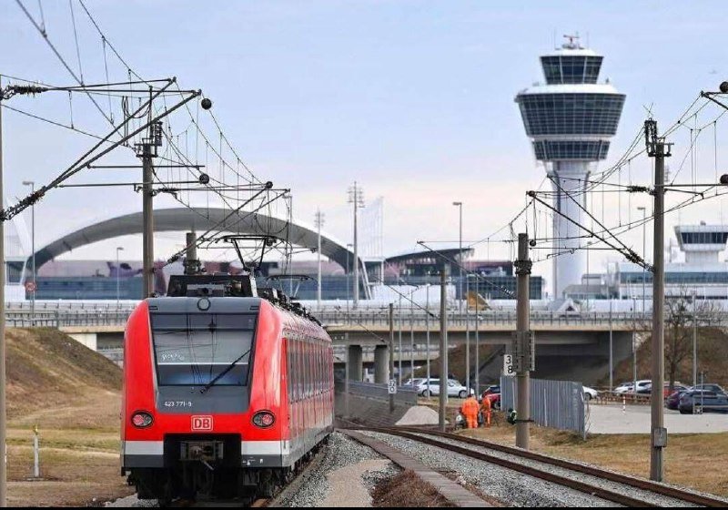 Aeroporti i Mynihut pa S-Bahn nga sot - Aeroporti Mynihut paS-Bahnngasot