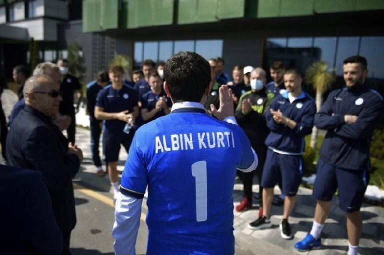 Kurti dyfishon shpërblimin: 1 milion euro për kokën” e Turqisë - Kurti dyfishon shpërblimin 1milioneuropërkokëneTurqisë