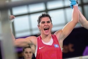 Donjeta Sadiku shkëlqen për Kosovën në boks, fiton medaljen e artë në “Strandja 2026”