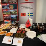 Kuzhina shqiptare promovohet në festimet frankofone në Suedi - Kuzhina shqiptare promovohet nëfestimetfrankofonenëSuedi