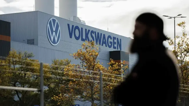 Volkswagen planifikon shkurtime të mëdha të vendeve të punës pas rënies së fitimeve - Volkswagen planifikon shkurtime tëmëdhatëvendevetëpunëspasrëniessëfitimeve