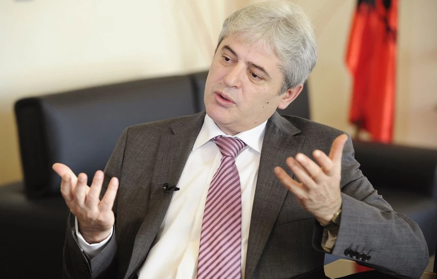 Ahmeti u drejtohet ndërkombëtarëve me letër për situatën në Maqedoninë e Veriut - Ahmeti drejtohet ndërkombëtarëvemeletërpërsituatënnëMaqedoninëeVeriut