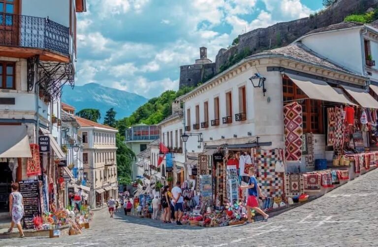 CNN Travel: “Albania” po kthehet në destinacionin e ri të amerikanëve në Evropë - CNN Travel Albania pokthehetnëdestinacionineritëamerikanëvenëEvropë