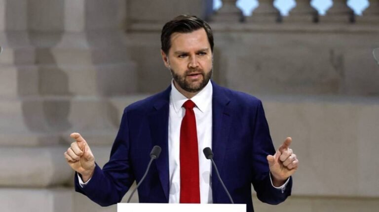 JD Vance do të udhëheqë delegacionin amerikan në Pakistan nëse Irani pranon të negociojë - JD Vance do tëudhëheqëdelegacioninamerikannëPakistannëseIranipranontënegociojë