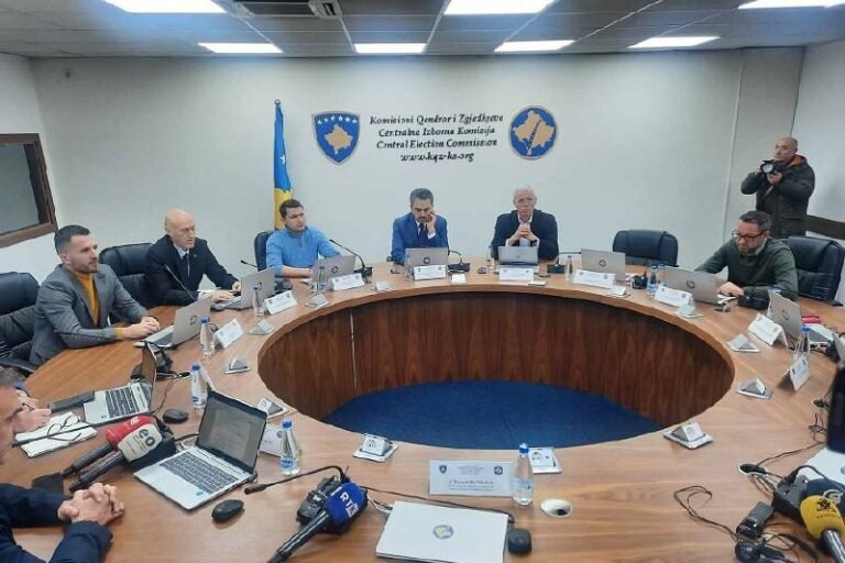 KQZ përcakton afatet për zgjedhjet e 7 qershorit: regjistrimi i mërgatës nis më 6 maj - KQZ përcakton afatet përzgjedhjete7qershoritregjistrimiimërgatësnismë6maj
