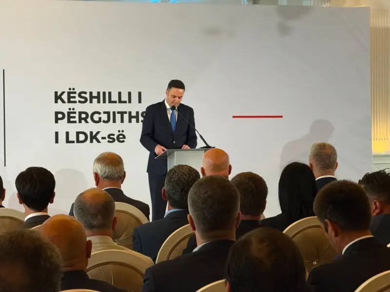 Abdixhiku propozon Vjosa Osmanin bartëse të listës së LDK-së dhe kandidate për presidente - Abdixhiku propozon Vjosa OsmaninbartësetëlistëssëLDK-sëdhekandidatepërpresidente
