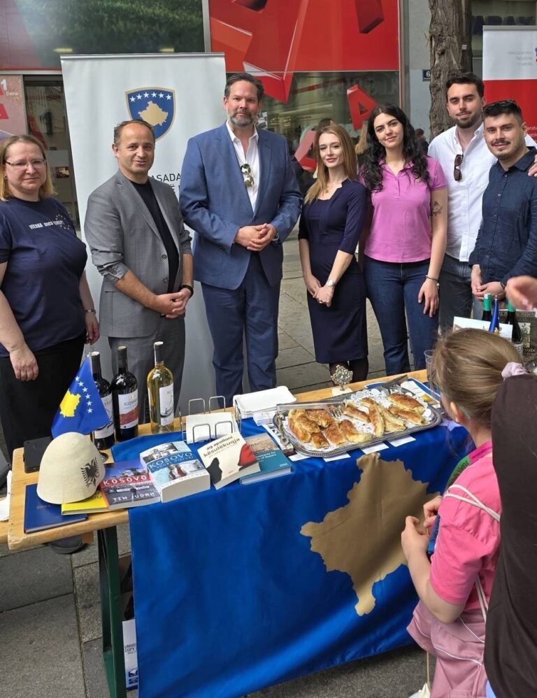 Kosova prezantohet në Vjenë me kulturë dhe traditë në shënimin e Ditës së Evropës - Kosova prezantohet VjenëmekulturëdhetraditënëshënimineDitëssëEvropës