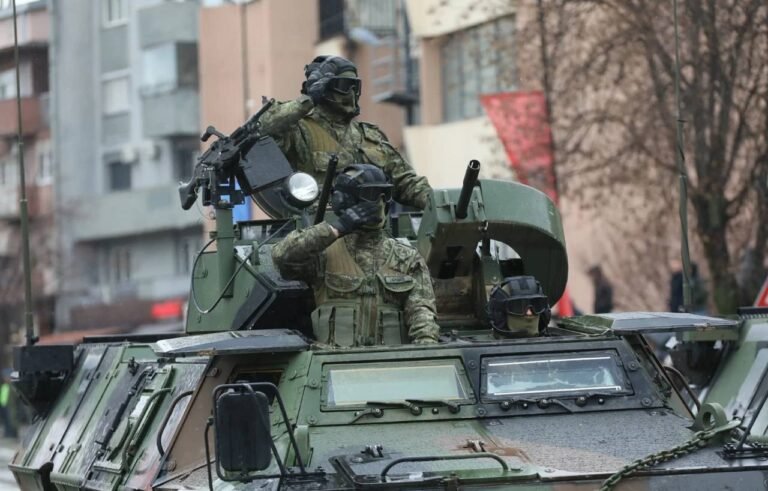REL: SHBA-ja i jep dritën e gjelbër armatimit për Kosovën me vlerë prej 14 milionë dollarësh - REL SHBA-ja jepdritënegjelbërarmatimitpërKosovënmevlerëprej14milionëdollarësh
