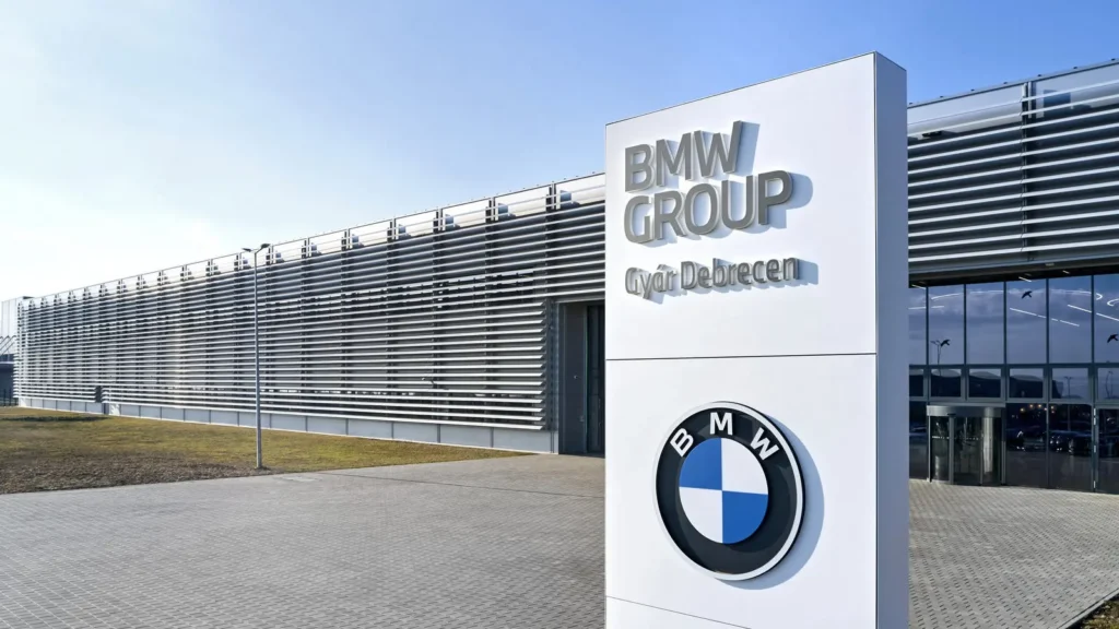 BMW në krizë? Lajmi për 8.000 largime trondit tregun - BMW krizë Lajmipër8000largimetrondittregun