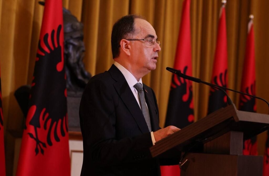 Begaj uron SHBA-në për 250-vjetorin e Pavarësisë: Shqipëria vlerëson miqësinë dhe partneritetin strategjik - Begaj uron SHBA-në për250-vjetorinePavarësisëShqipëriavlerësonmiqësinëdhepartneritetinstrategjik