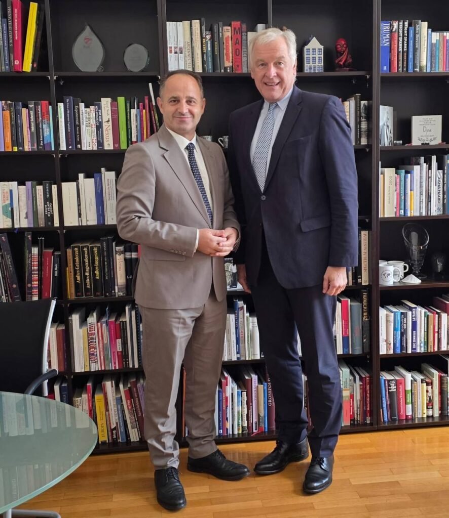 Kosova dhe Austria diskutojnë iniciativa të reja në diplomaci - Kosova Austria diskutojnëiniciativatërejanëdiplomaci