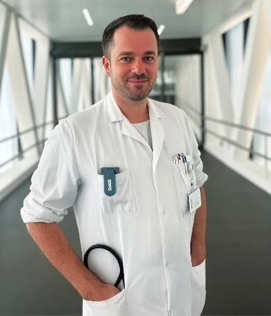 Mjeku nga Suhareka, Dr. Hekuran Bytyçi, merr pozitë udhëheqëse në Lugano - Mjeku Suhareka DrHekuranBytyçimerrpozitëudhëheqësenëLugano