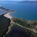 Reuters i vë “lupën” dosjes së SPAK-ut: Dyshime për falsifikim të dokumenteve të pronësisë në Zvërnec - Reuters vë lupëndosjessëSPAK-utDyshimepërfalsifikimtëdokumentevetëpronësisënëZvërnec