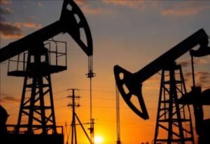 Armëpushimi SHBA–Iran trondit tregun: nafta bie mbi 11%