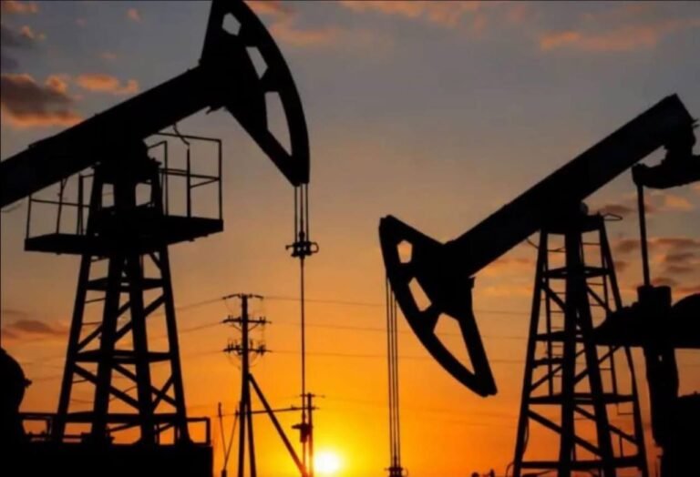 Armëpushimi SHBA–Iran trondit tregun: nafta bie mbi 11%