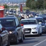 Qarkullim i qetë në pikat kufitare të Kosovës, pritjet deri në 15 minuta - Qarkullim qetë nëpikatkufitaretëKosovëspritjetderinë15minuta