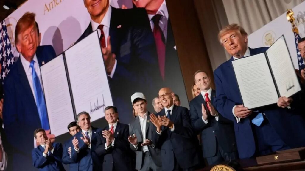 Trump edhe zyrtarisht ia ndërron emrin inteligjencës artificiale - Trump edhe zyrtarisht iandërronemrininteligjencësartificiale