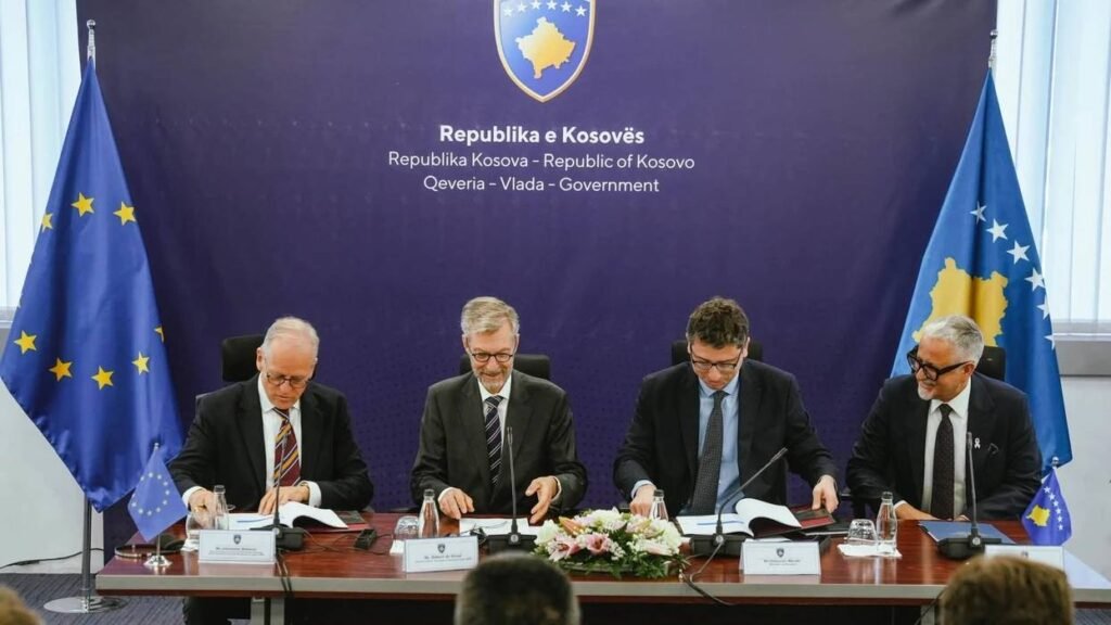 Kosova nënshkruan marrëveshje mbi 40 milionë euro për shëndetësinë me Bankën Evropiane - Kosova nënshkruan marrëveshje mbi40milionëeuropërshëndetësinëmeBankënEvropiane