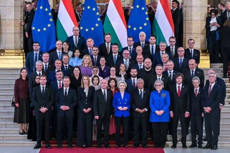 Shiroka Pula bashkohet me liderët evropianë në ceremoninë për Revolucionin hungarez - Shiroka Pula bashkohet meliderëtevropianënëceremoninëpërRevolucioninhungarez